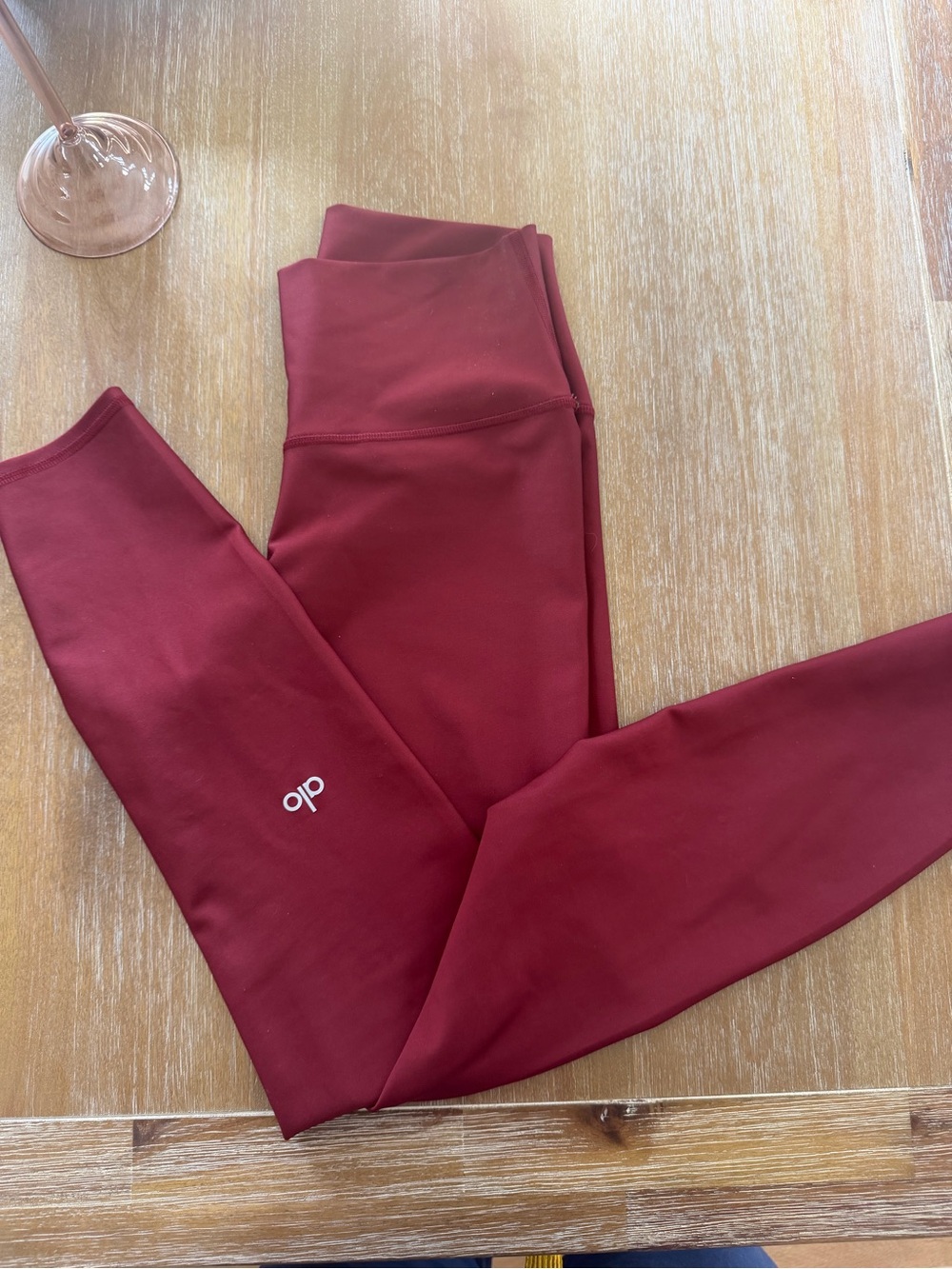 ALO Yoga High-Rise Leggings in dark Red